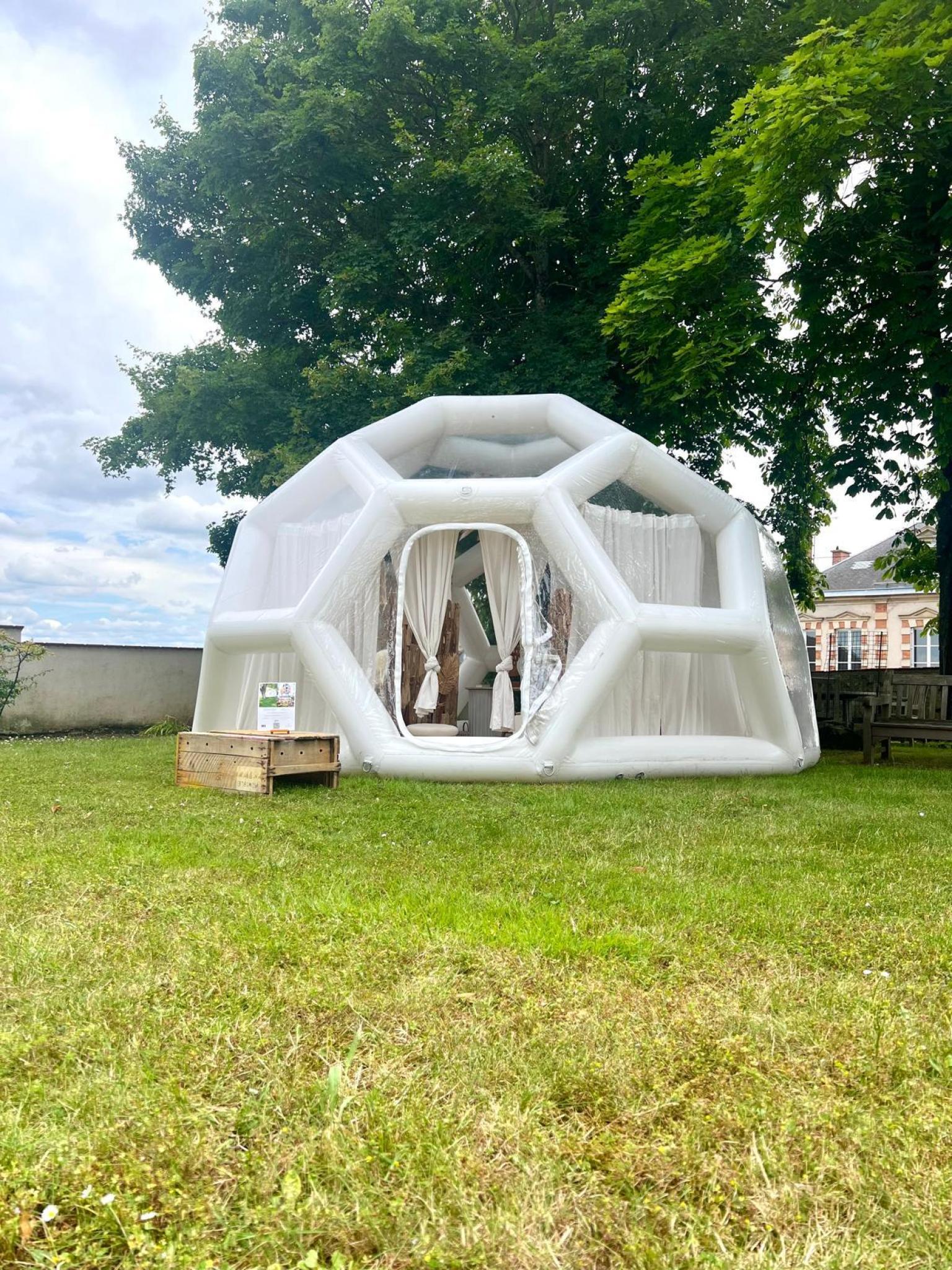 UNISENS x Champagne Veuve Clicquot – Pique-niques au Manoir de Verzy